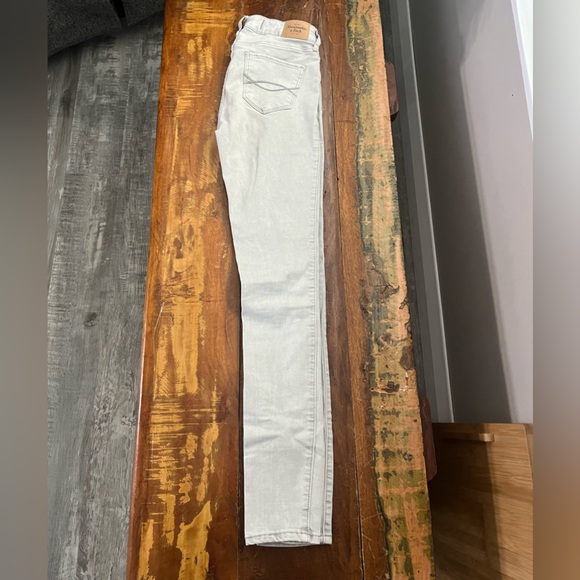 Abercrombie & Fitch Jeans - Picture 3 of 4